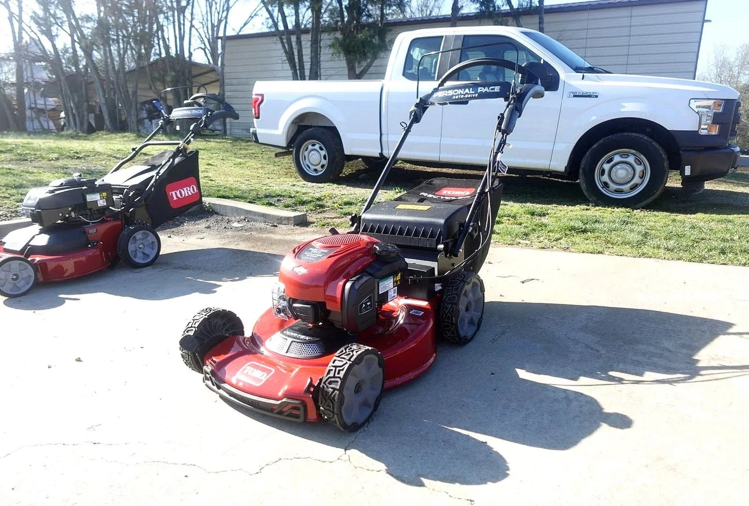 Toro 22 in. Recycler SmartStow Electric Lawn Mower