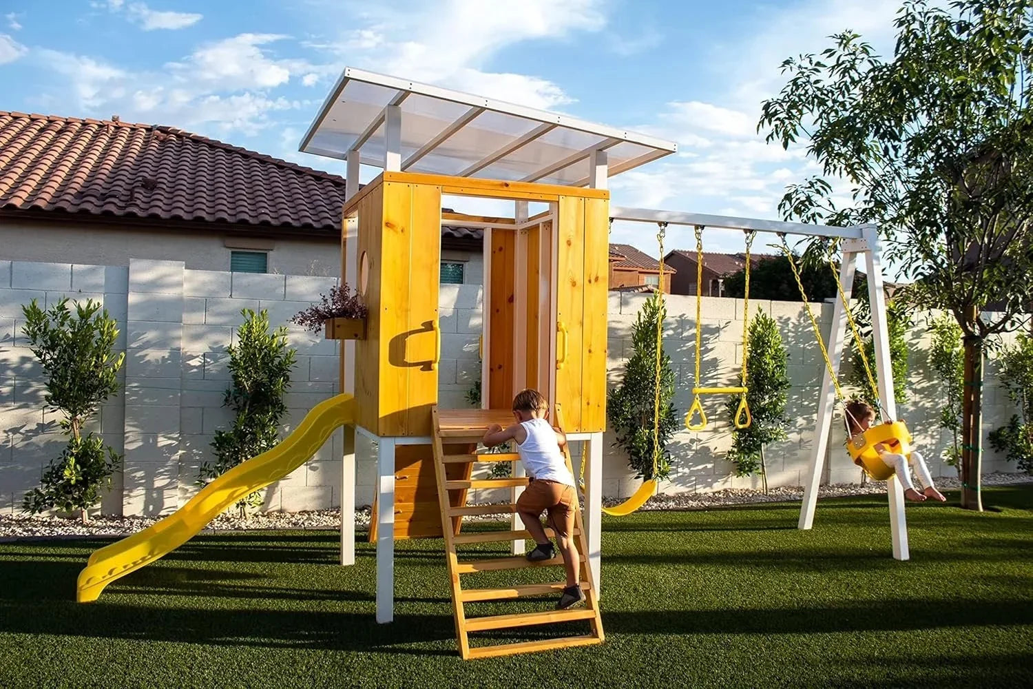 Avenlur Forest Modern Backyard Outdoor Swing Set
